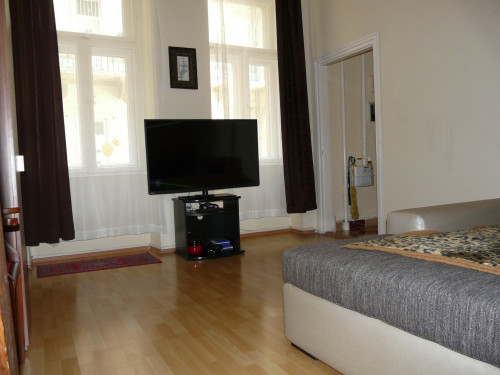 Vörösmarty utca, Budapest