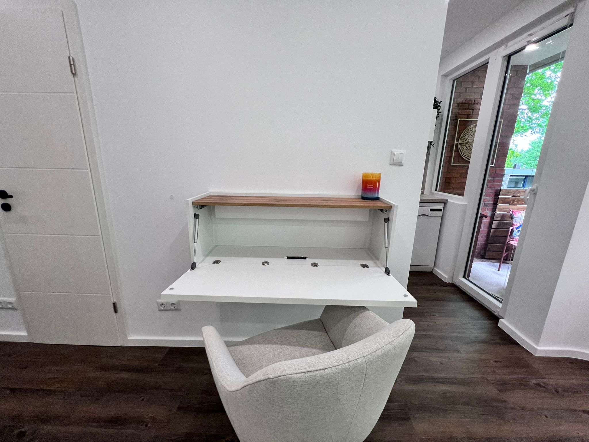 Stylish Newly Renovated Loft Apartment In Prime Location Near Hamburg Airport - 21