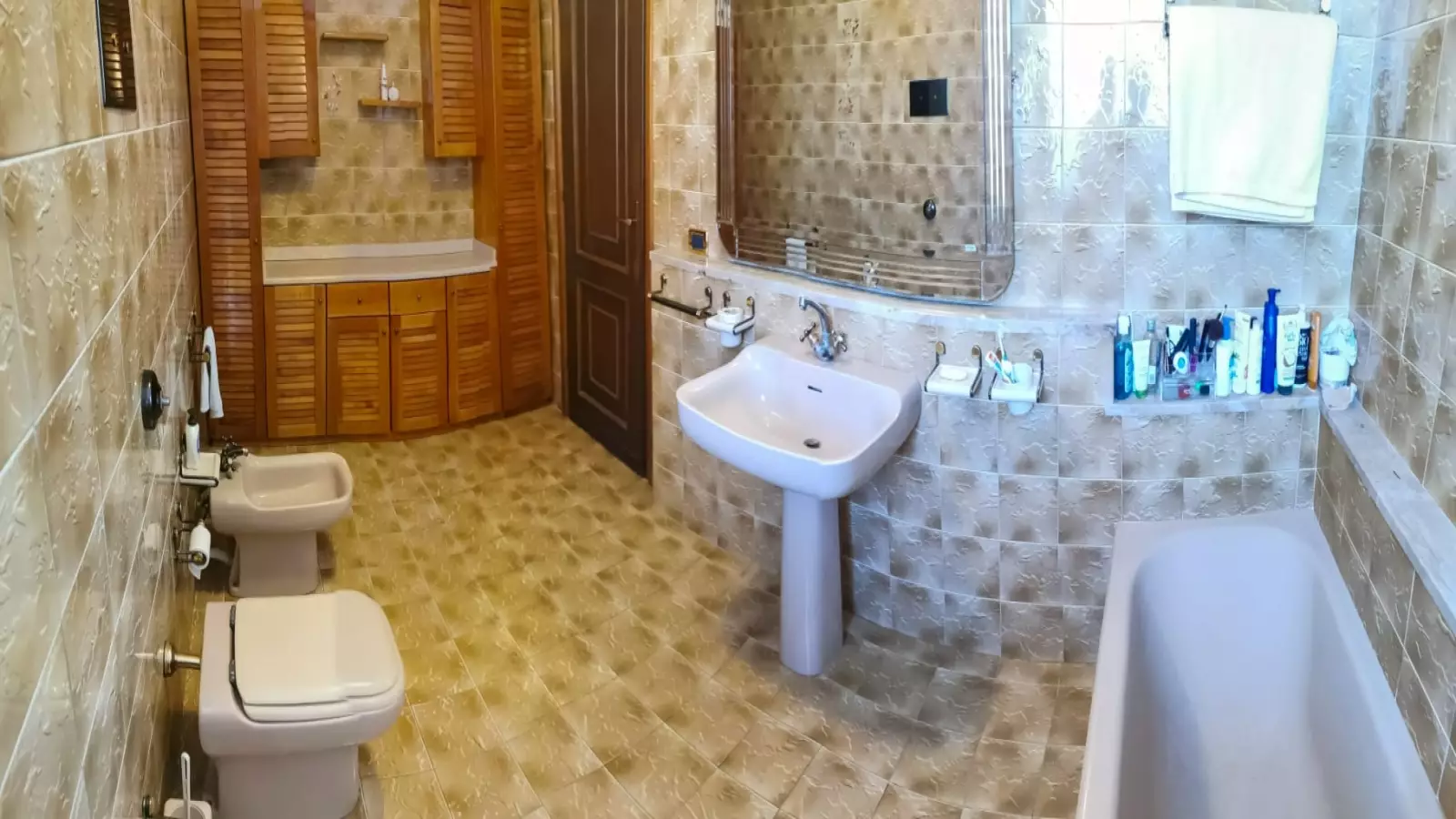 Bedroom 1 - Room for rent in 2-bedroom apartment in Poncarale - Gallery - 4