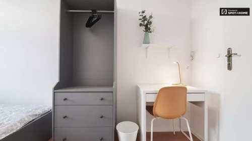 Rooms for rent with 4 bedrooms in Spandau Berlin - Rooms