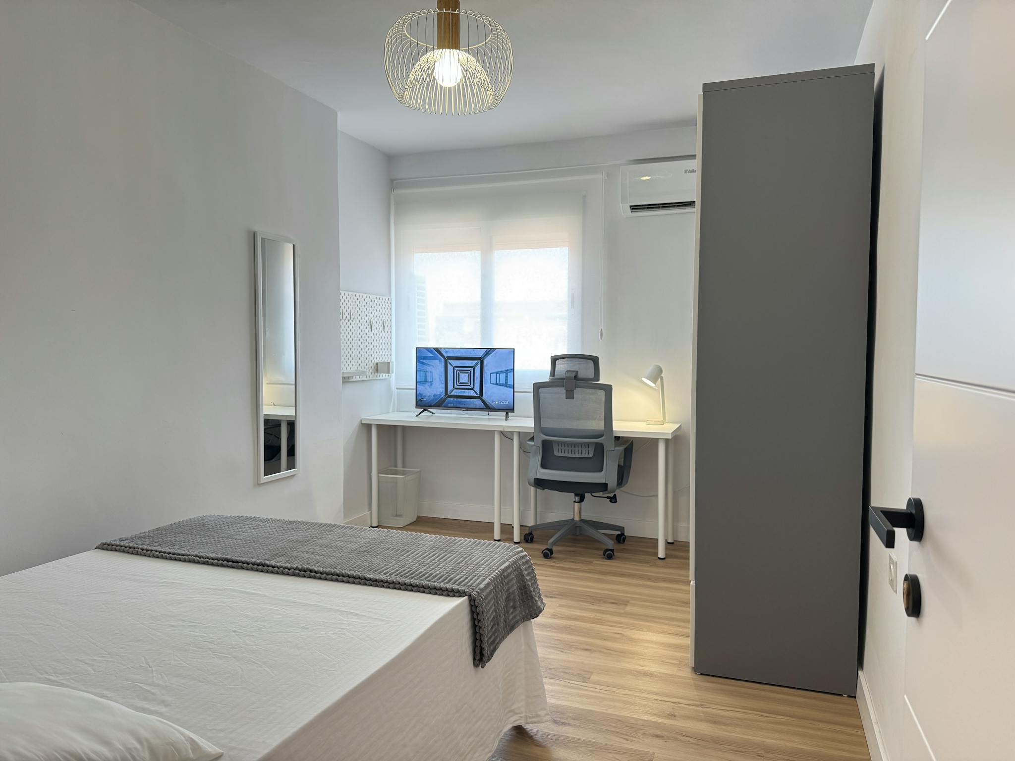  Private Room  -  Blas Infante, Granada  - Gallery -  1