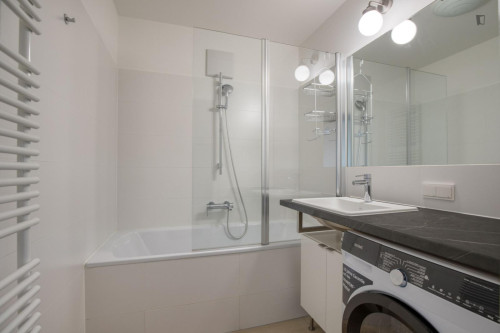 Cozy 1-bedroom flat in the Sechshaus neighbourhood - Gallery - 10