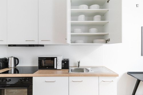 Bright 1-bedroom flat in the Landstraße district