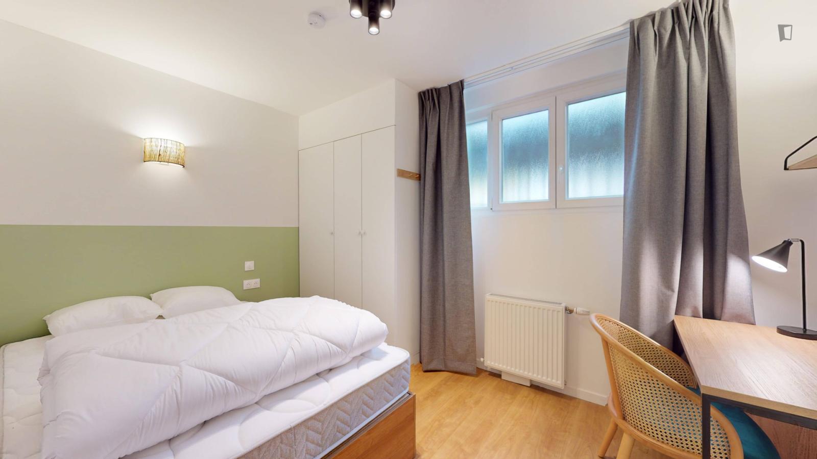 Inviting Single Ensuite Bedroom Near Parc Georges Pompidou - Inviting single ensuite bedroom near Parc Georges Pompidou - Gallery - 1