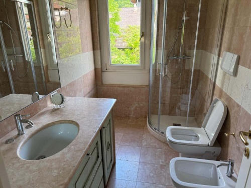 Apartment in Via Giuseppe Gerola, Trento for 90 m² with 2 bedrooms