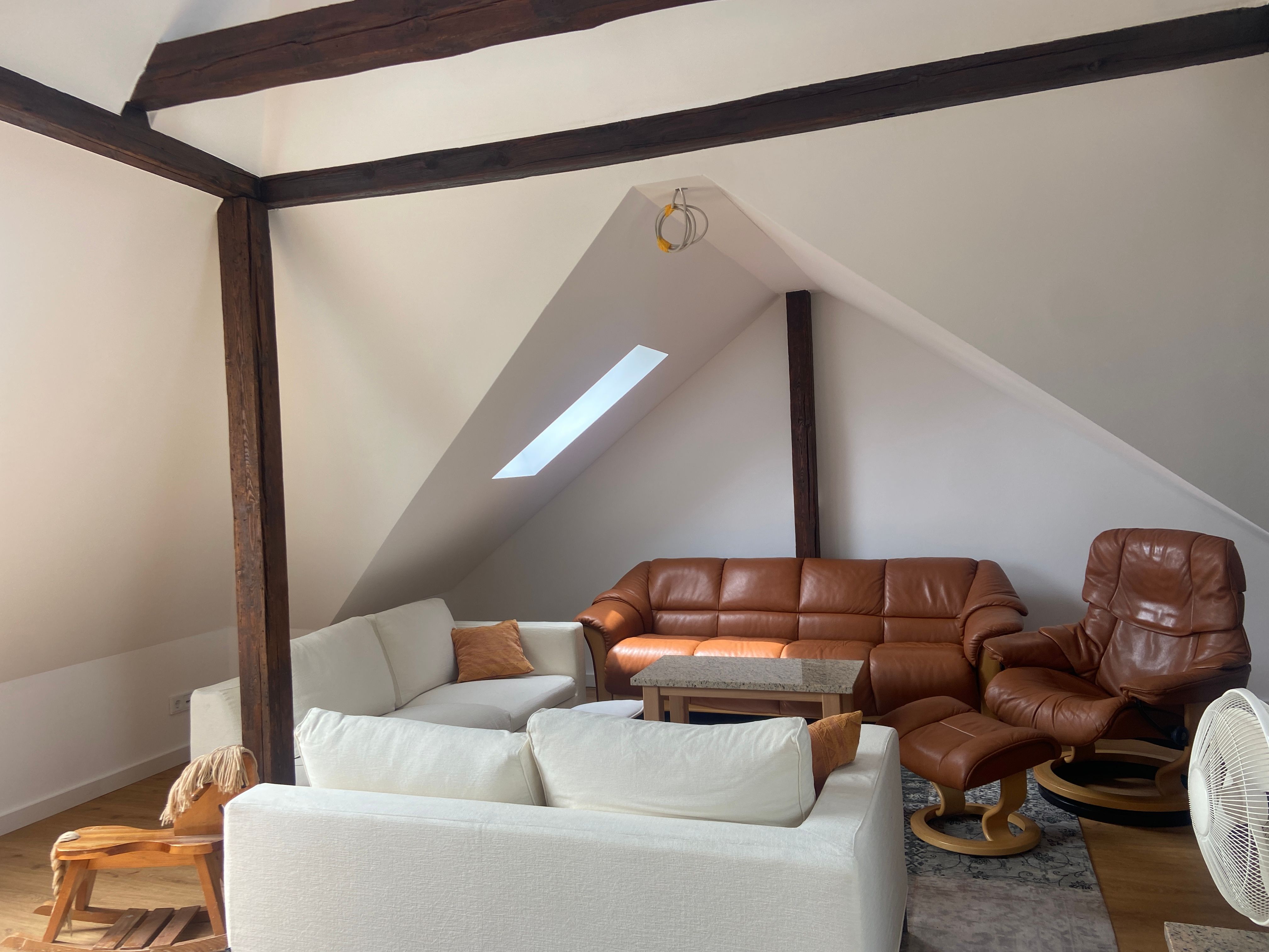 Elegantly Furnished 3-Room Apartment + Studio – With Garden And Parking Space - 8