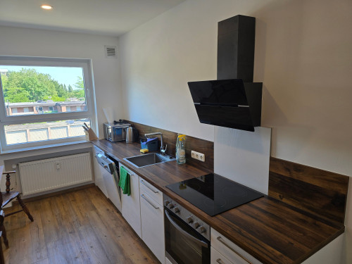 Elegant Garden View Apartment | Balcony • Home Office • Near Cologne - Gallery - 7