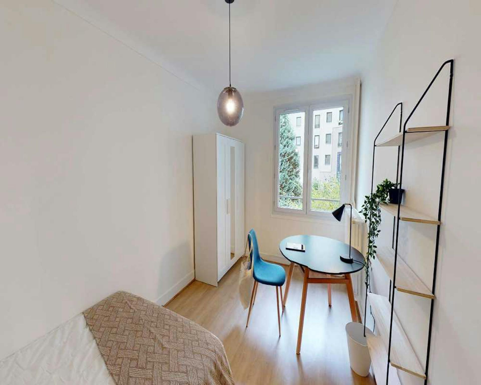 Private Room - Rue de Saussure, Paris - Gallery - 1
