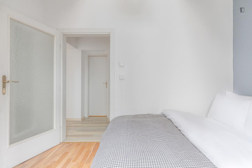 Cozy 1-bedroom flat near the Vienna University of Economics and Business
