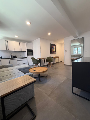 Spacious & beautiful flat in Karlsruhe