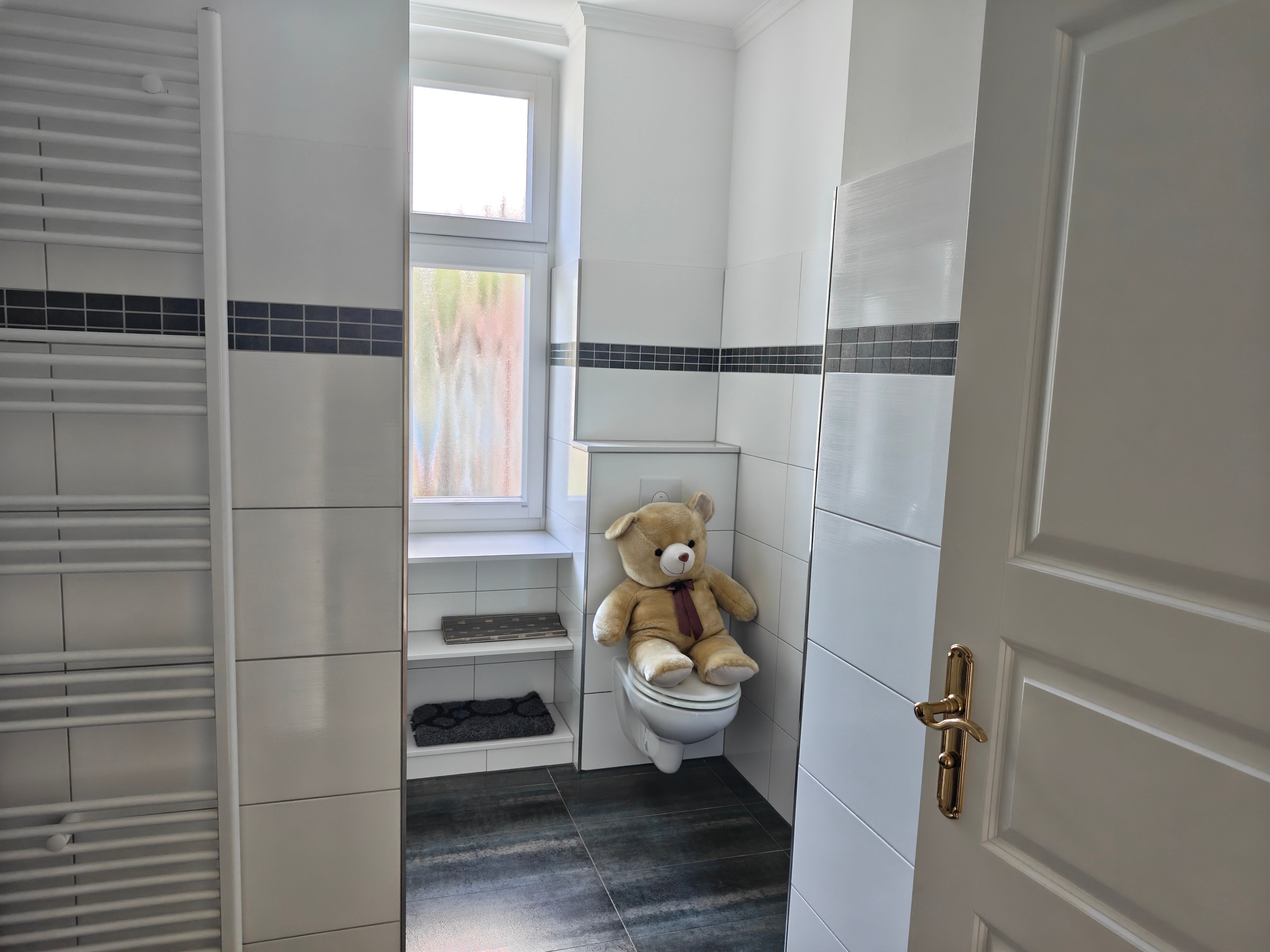  Temporary Living - Exclusive 80m² Apartment | 5 Minutes To S-Bahn Station  -  Temporary Living - Exclusive 80m² Apartment | 5 Minutes to S-Bahn Station  - Gallery -  5