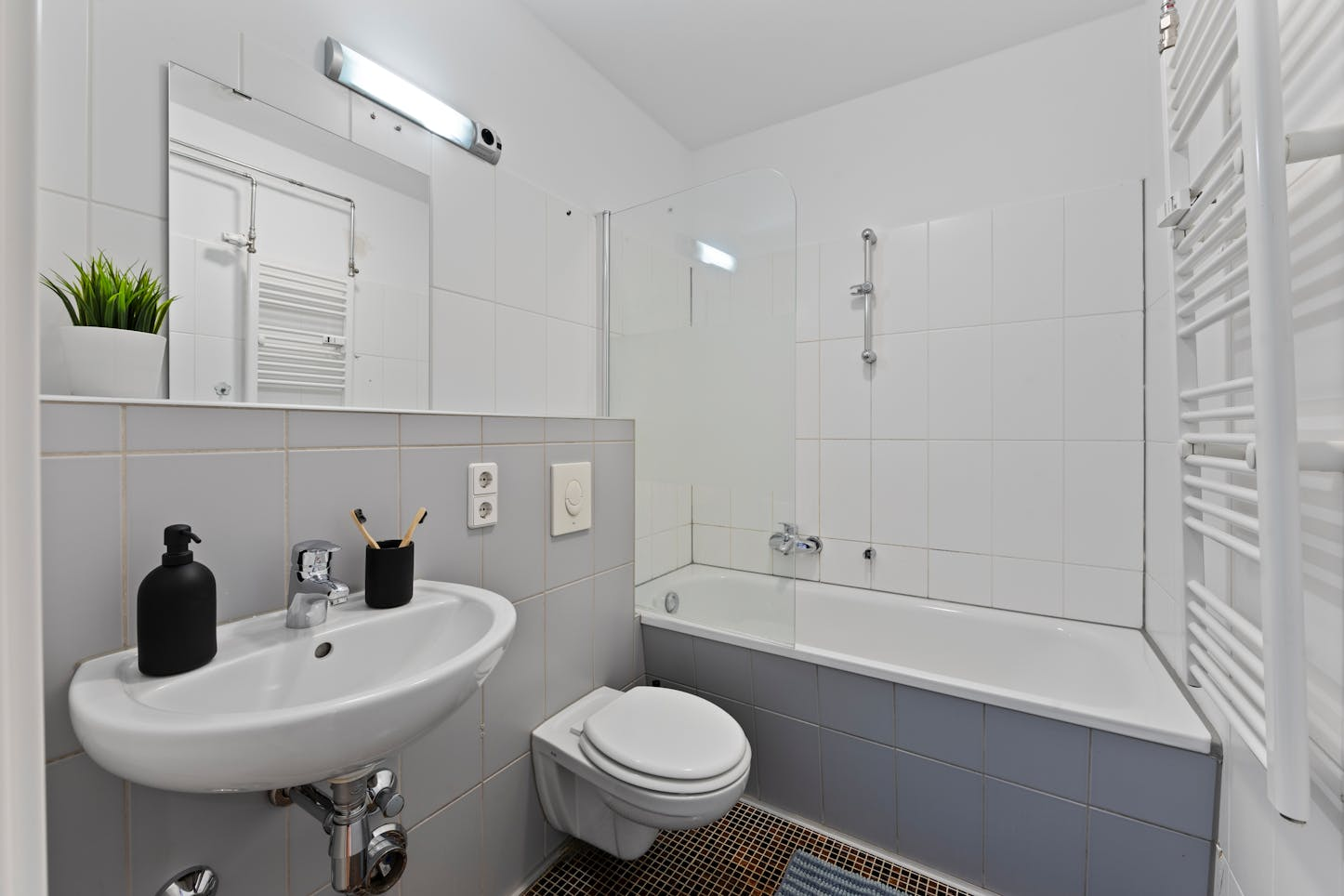  Single Room  -  Anton-Wilhelm-Amo-Straße  - Gallery -  6