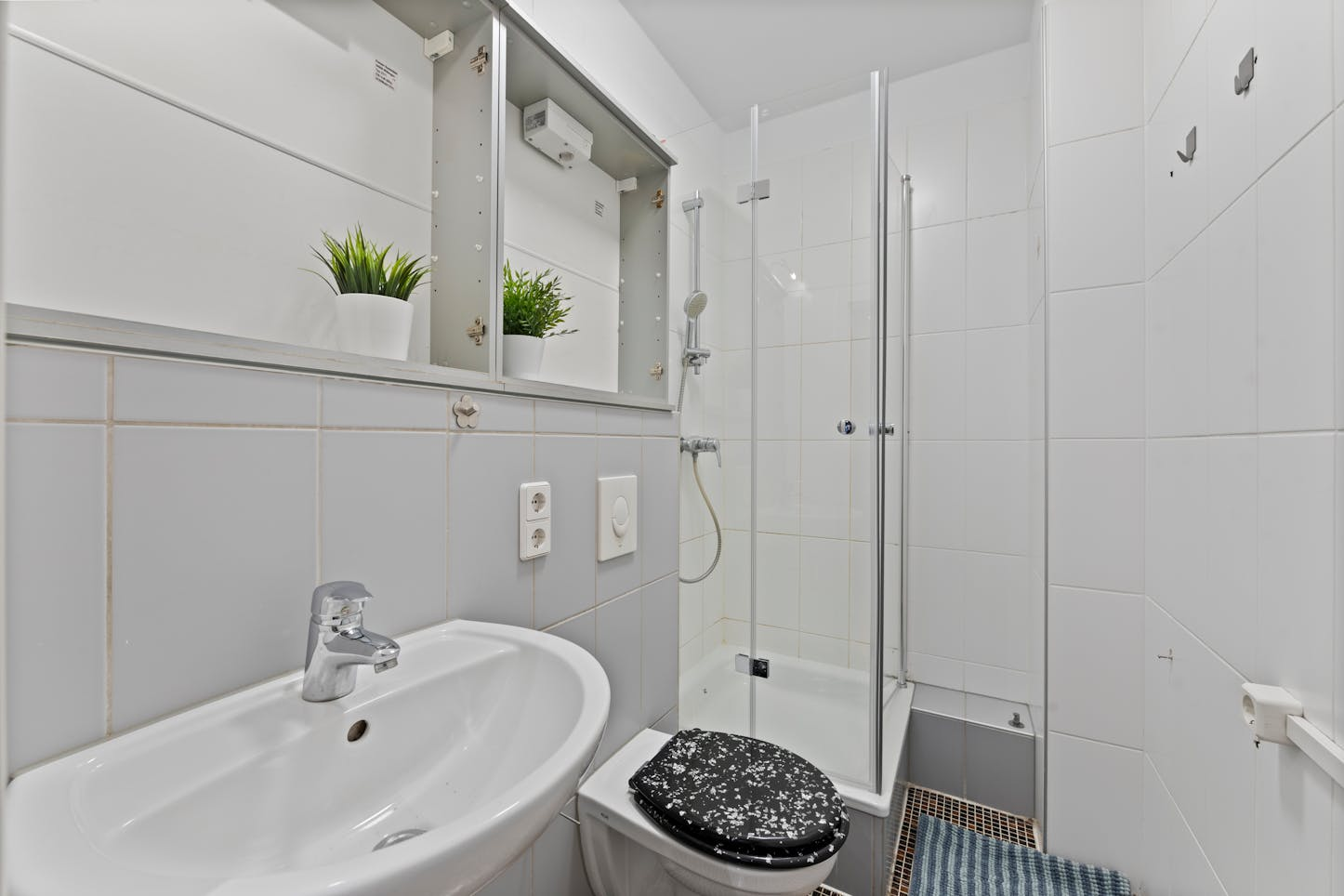 Single Room  -  Anton-Wilhelm-Amo-Straße  - Gallery -  3
