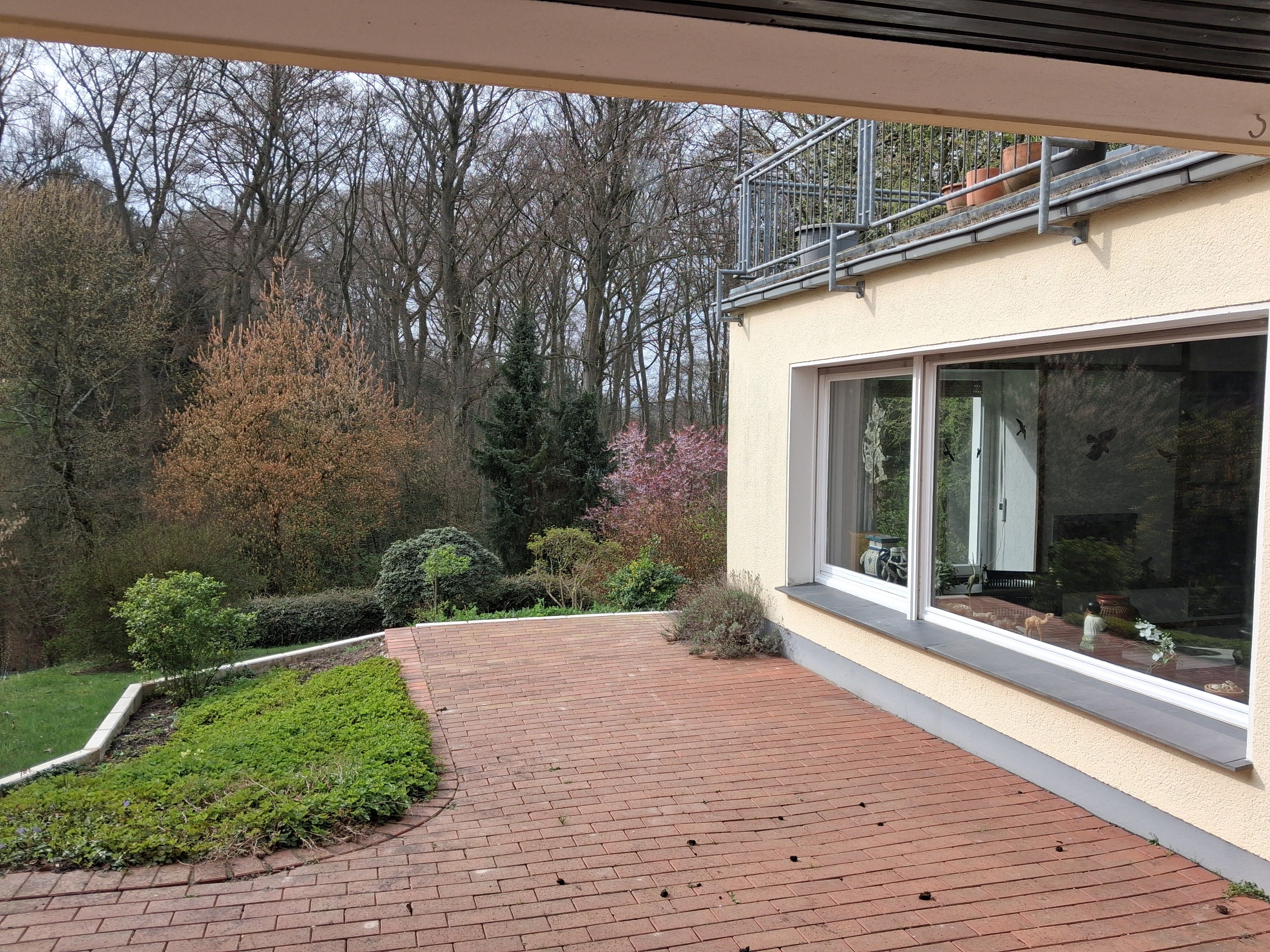 Large Apartment By The Forest - 23