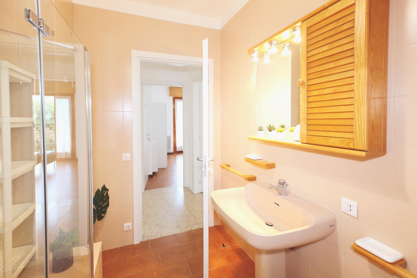  Single Room (2)  -  Via Privata Nino Castelli  - Gallery -  4