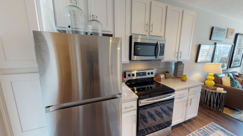 Luxe Belle | Student Housing