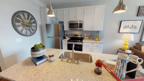 Luxe Belle | Student Housing