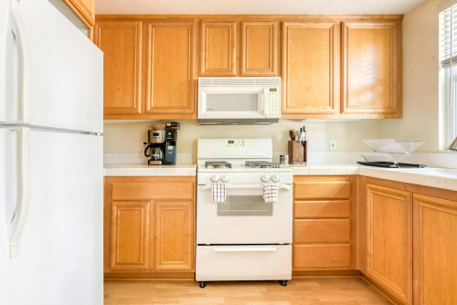 North Madison Avenue, Pasadena, CA - Gallery - 5