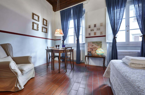 Apartment in Via Giovanni Da Verrazzano, Firenze for 25 m² - Gallery - 11