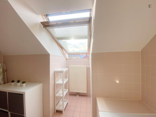 Grand double bedroom near the Hernals train station   - Gallery -  5