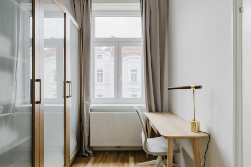 Welcoming 1-bedroom flat near the Schlachthausgasse subway station