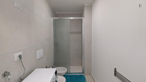 Modern Studio well connected to the city center