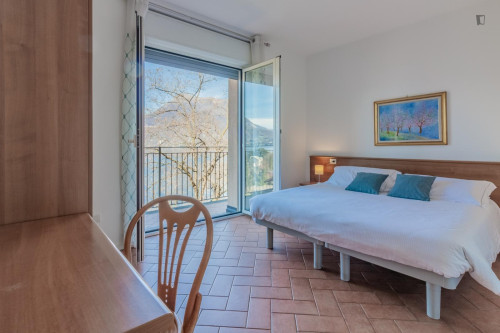 Inviting 2-bedroom flat near the Varenna Train Station - Gallery - 24