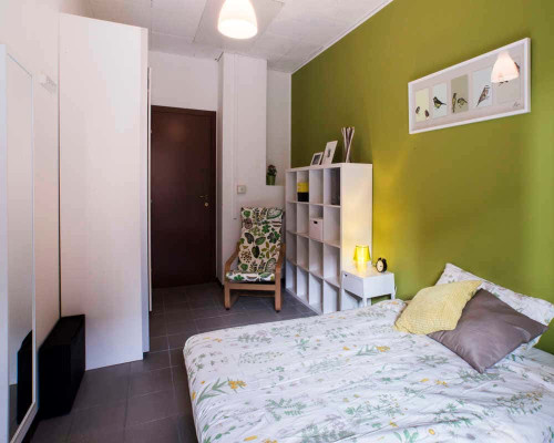 Stanza in Via Francesco Arese