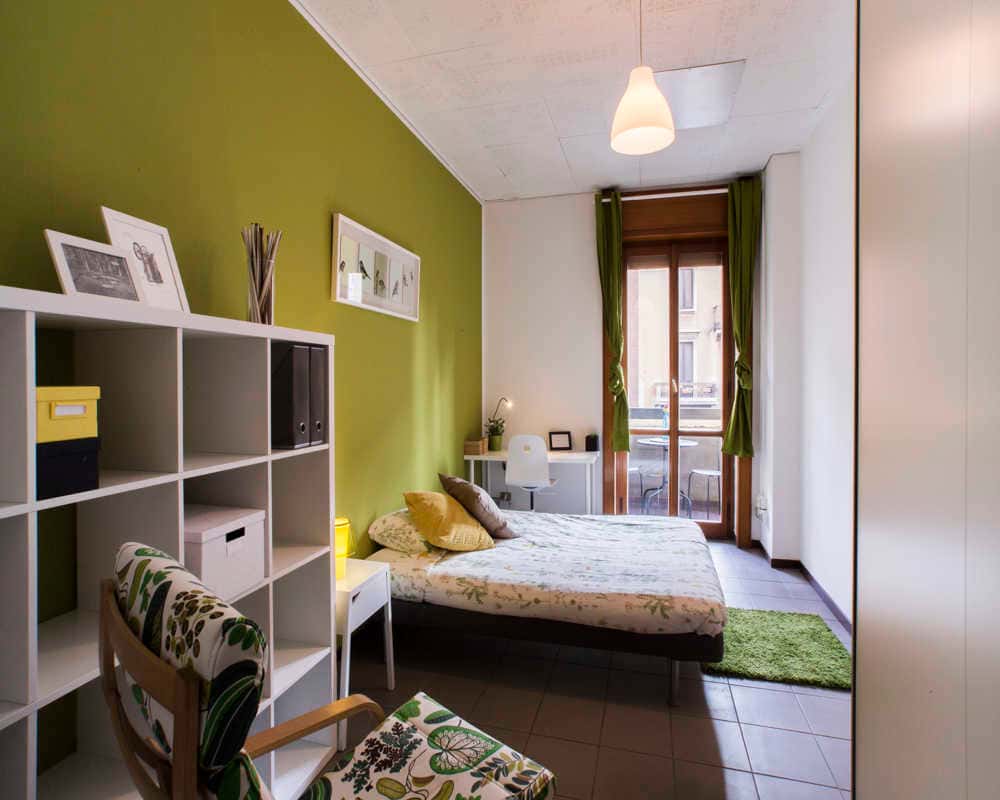 Stanza In Via Francesco Arese - 1