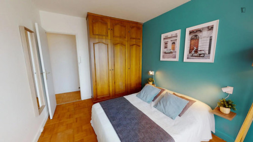 Pleasant double bedroom close to Chevaleret metro station