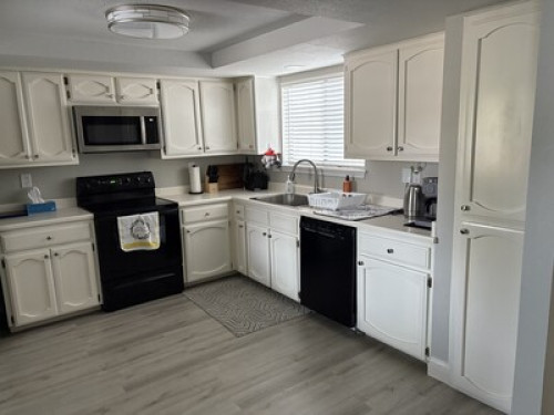 FurnPrivate room and ensuite 