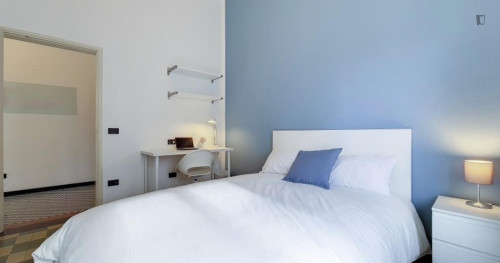 Neat double bedroom near Parco della Resistenza - Gallery - 3