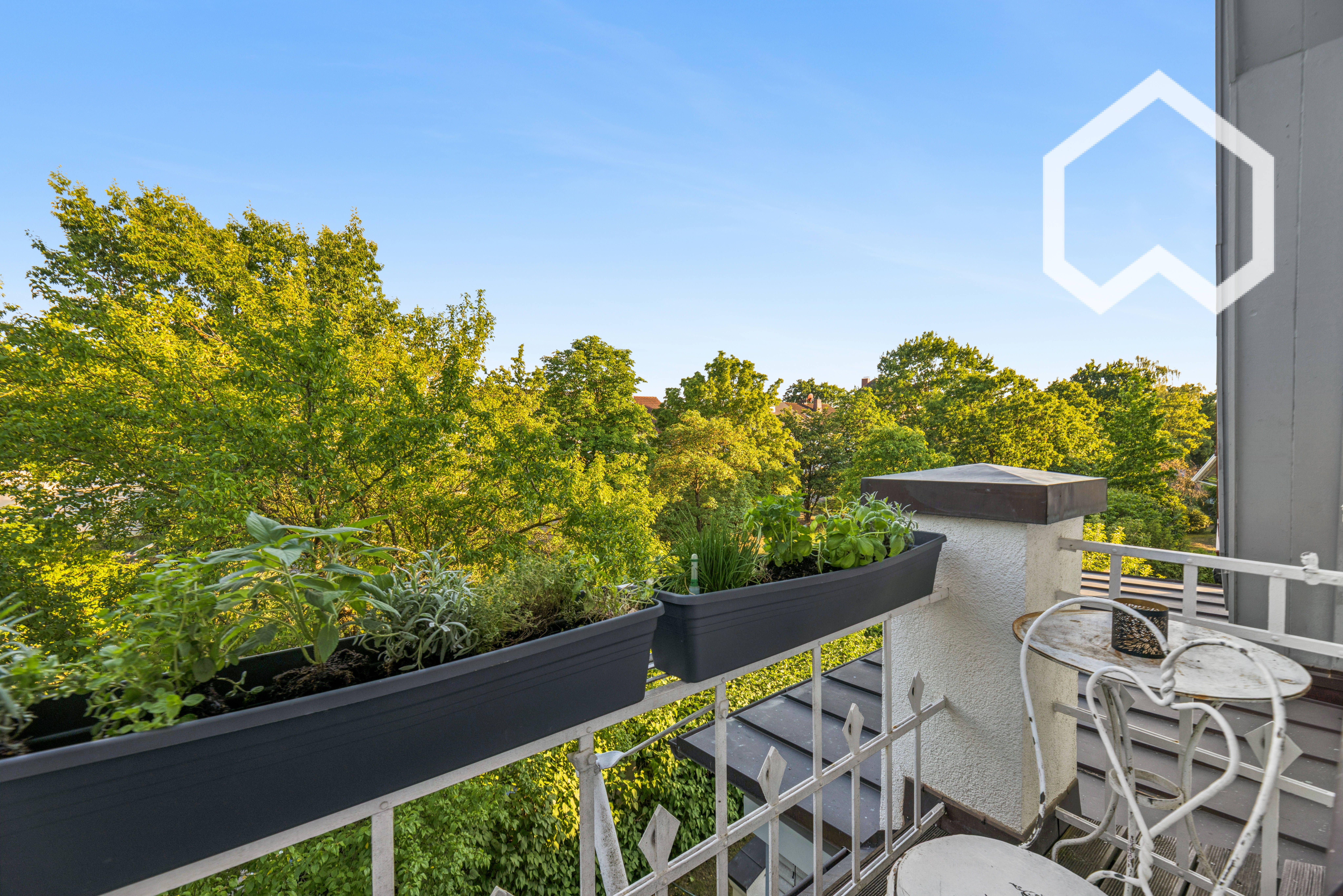 Stilvoll Wohnen Auf Zeit – Exklusive Jugendstilwohnung Mit Gartenanteil In Nürnberg-Reichelsdorf - 4