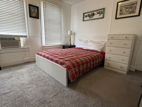 Comfy room minutes from downtown