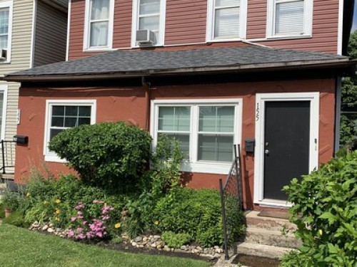 Comfy room minutes from downtown