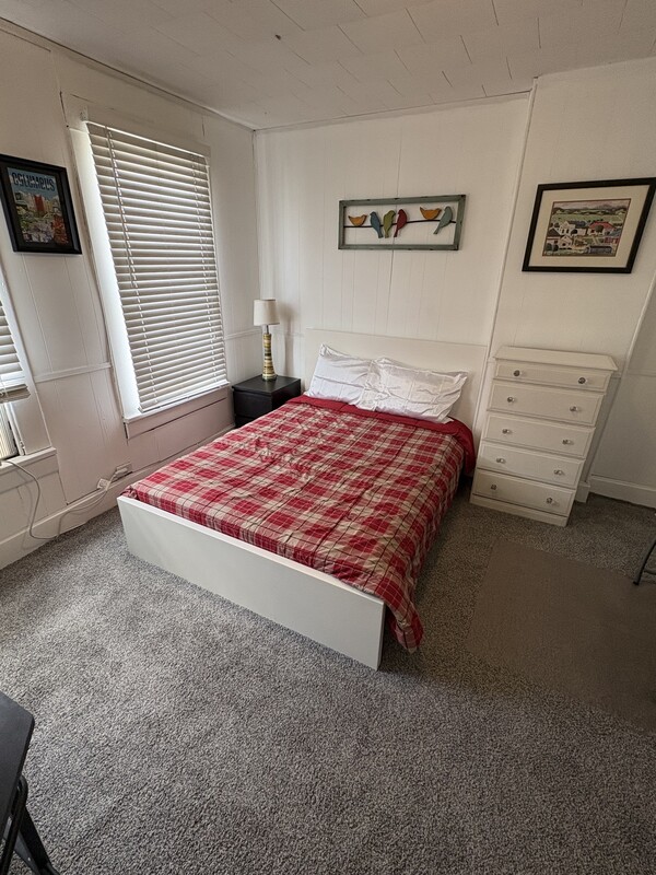 Comfy Room Near Downtown (Single Bed) - 1