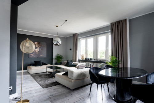 Elegant living experience with stunning views