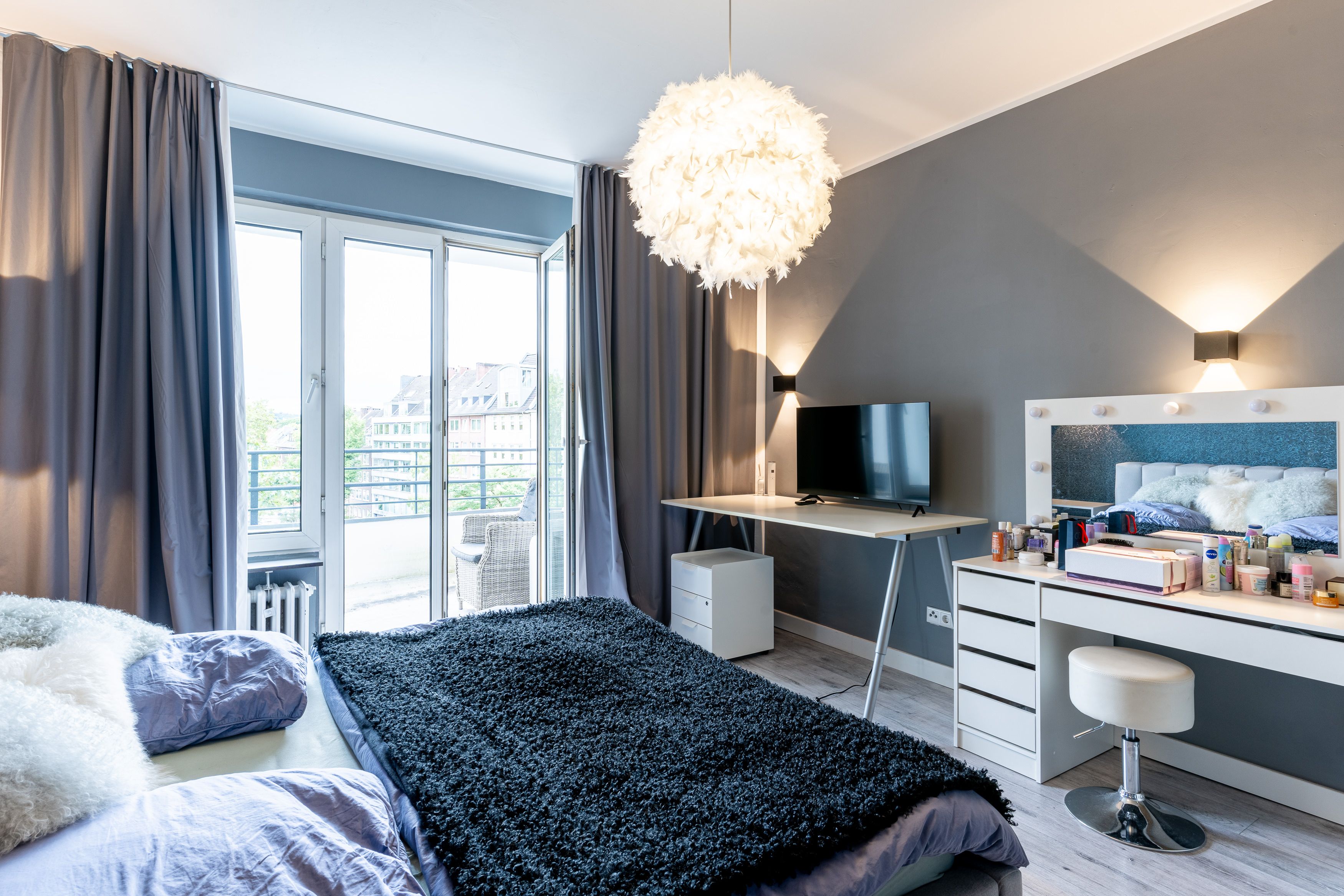  Elegant Living Experience With Stunning Views  -  Elegant living experience with stunning views  - Gallery -  12