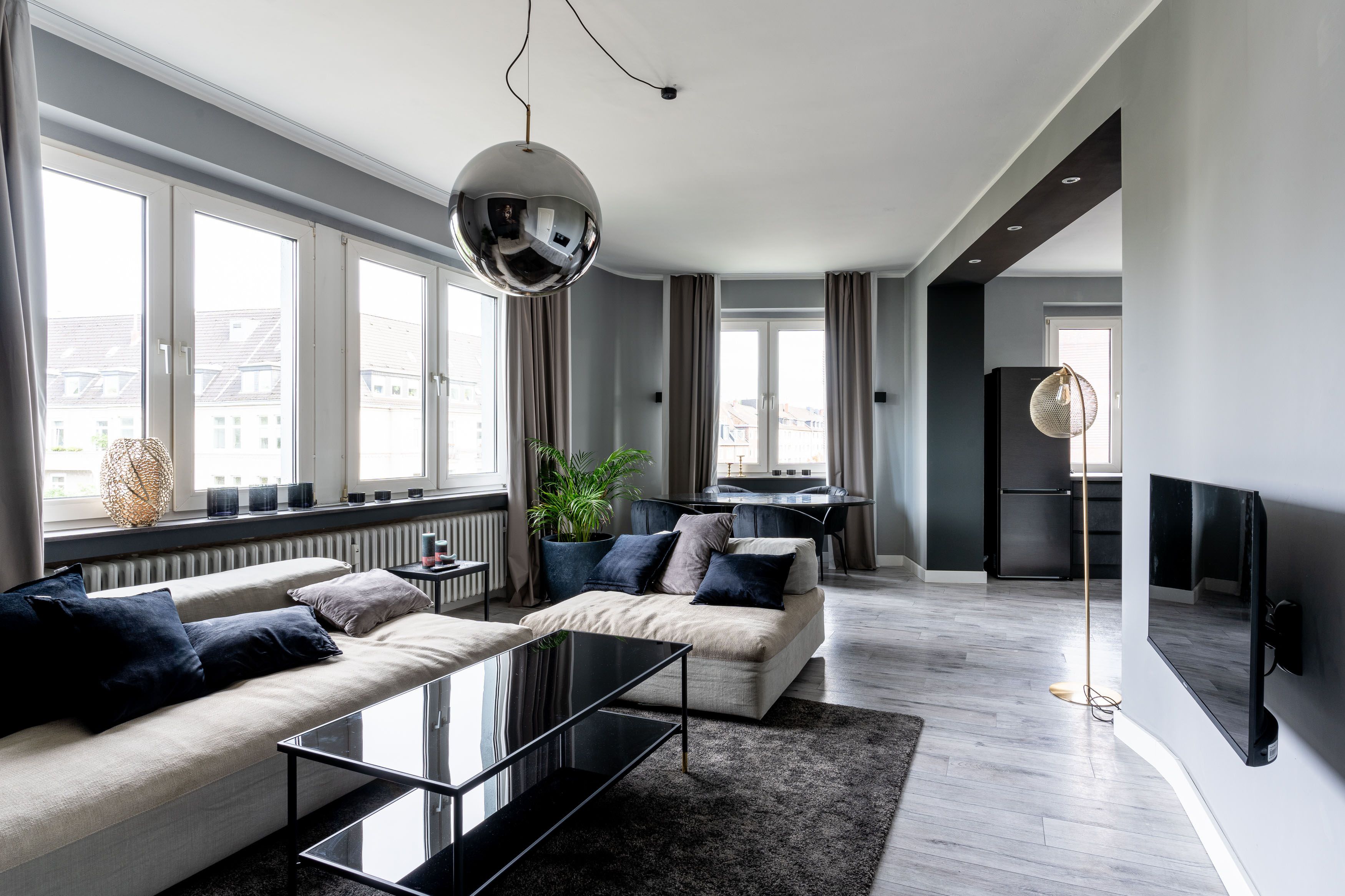  Elegant Living Experience With Stunning Views  -  Elegant living experience with stunning views  - Gallery -  19