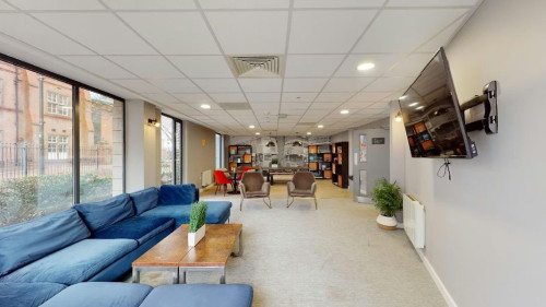 Lumya Leicester - Gallery - 5