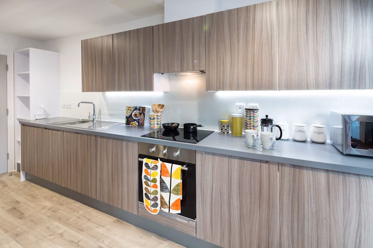Lumya Leicester - Gallery - 21