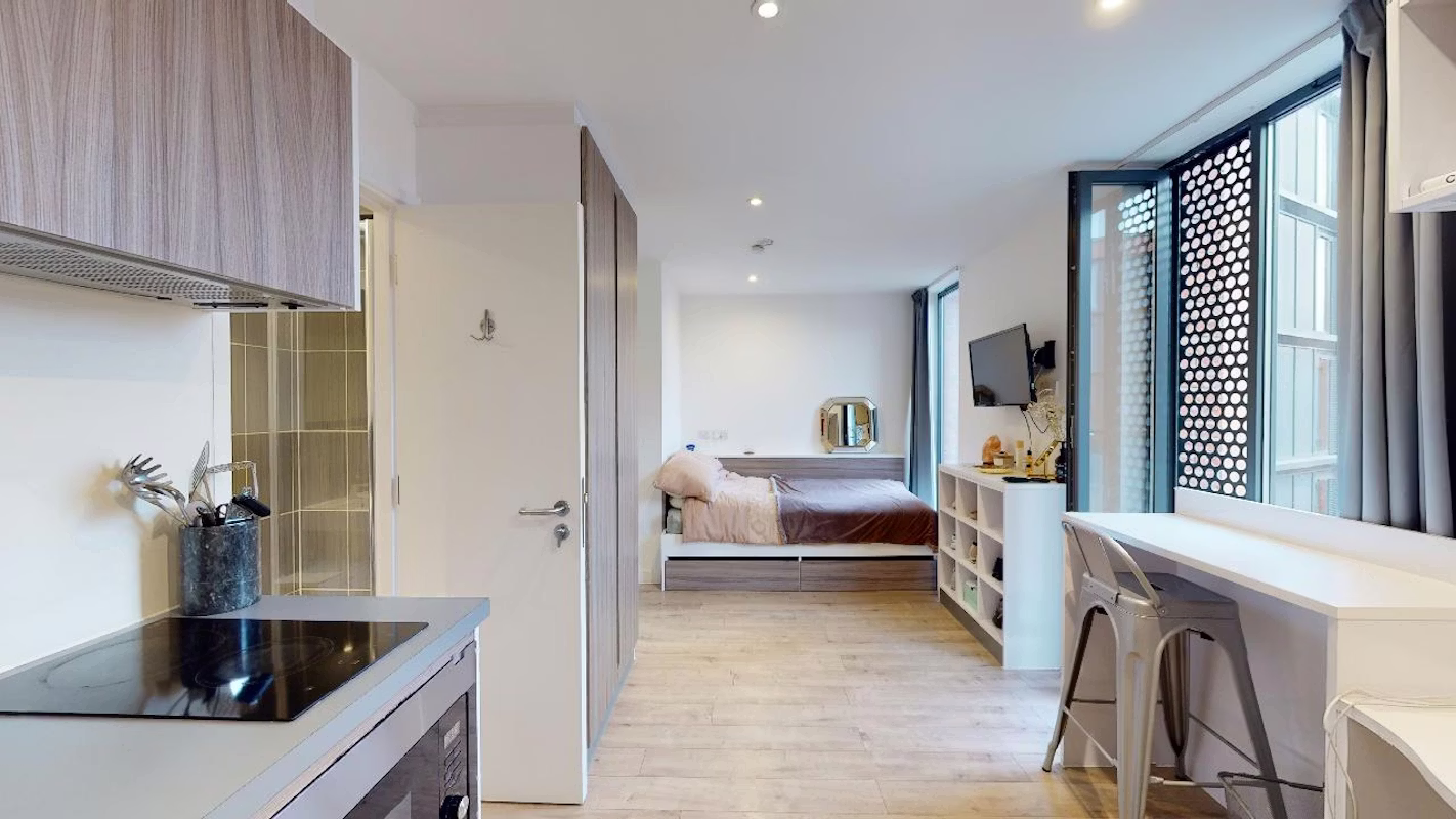 Lumya Leicester - Gallery - 37