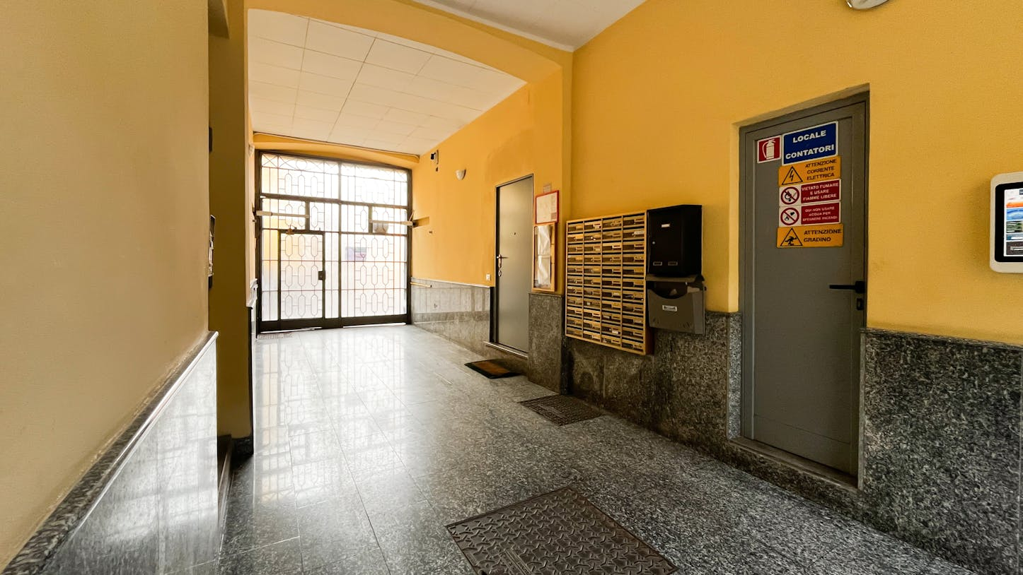 Via Giuseppe Sirtori
