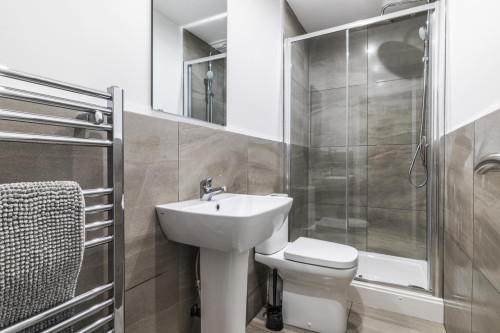 31a-cardigan-road-leeds-192496569420260624120638PM