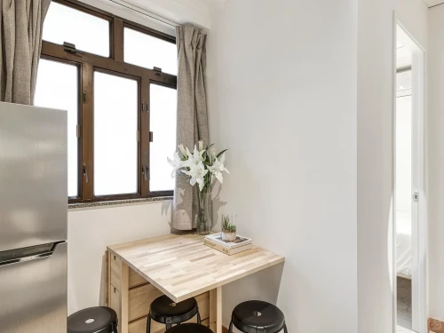 Coliving in the Sai Ying Pun Home