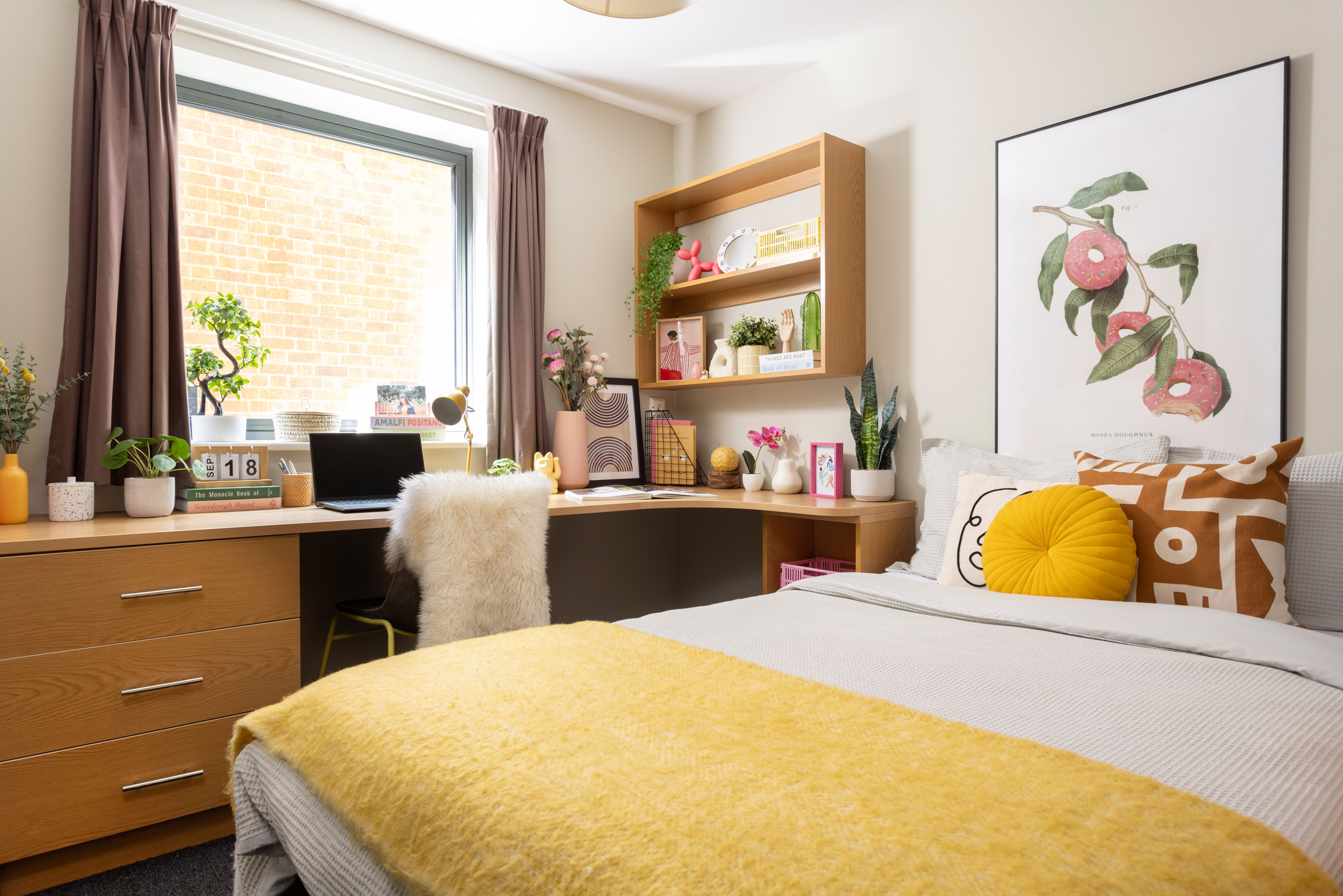  Extra Large High Double En-Suite  -  Waterways  - Gallery -  1