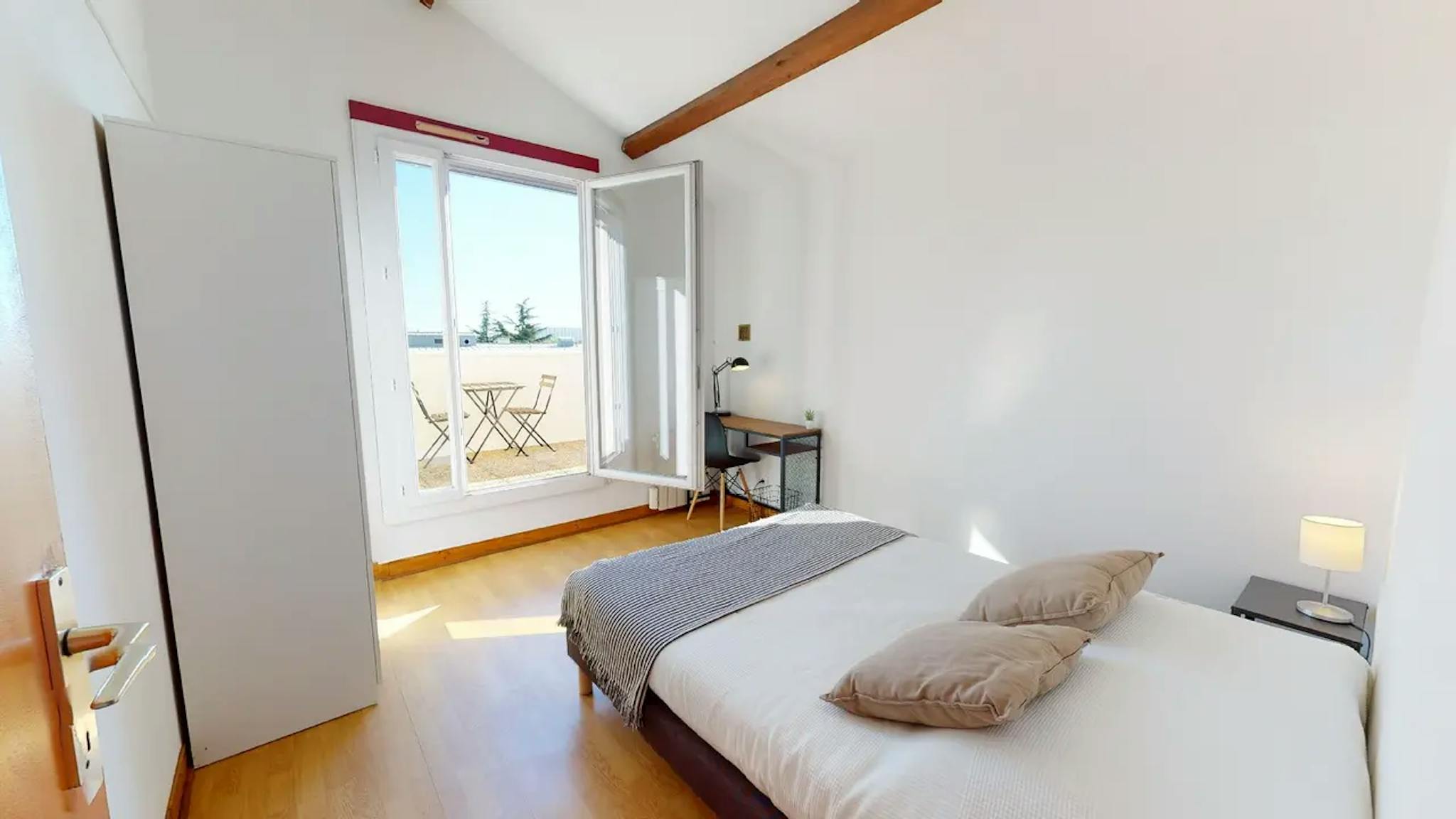 Private Room - 1