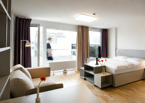 Laaer-Berg-Straße, Vienna