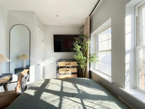 Scholes Street, Kings County,  - Gallery - 6