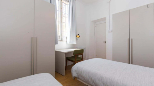 Apartment in Calle San Matías, Granada with 1 bedroom - Gallery - 11